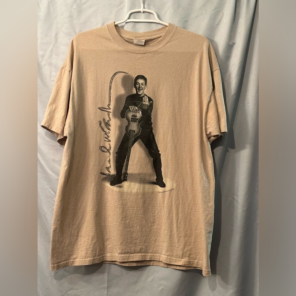 NWOT Paul McCartney “Driving USA Tour” 2002 authentic merch t-shirt tan color